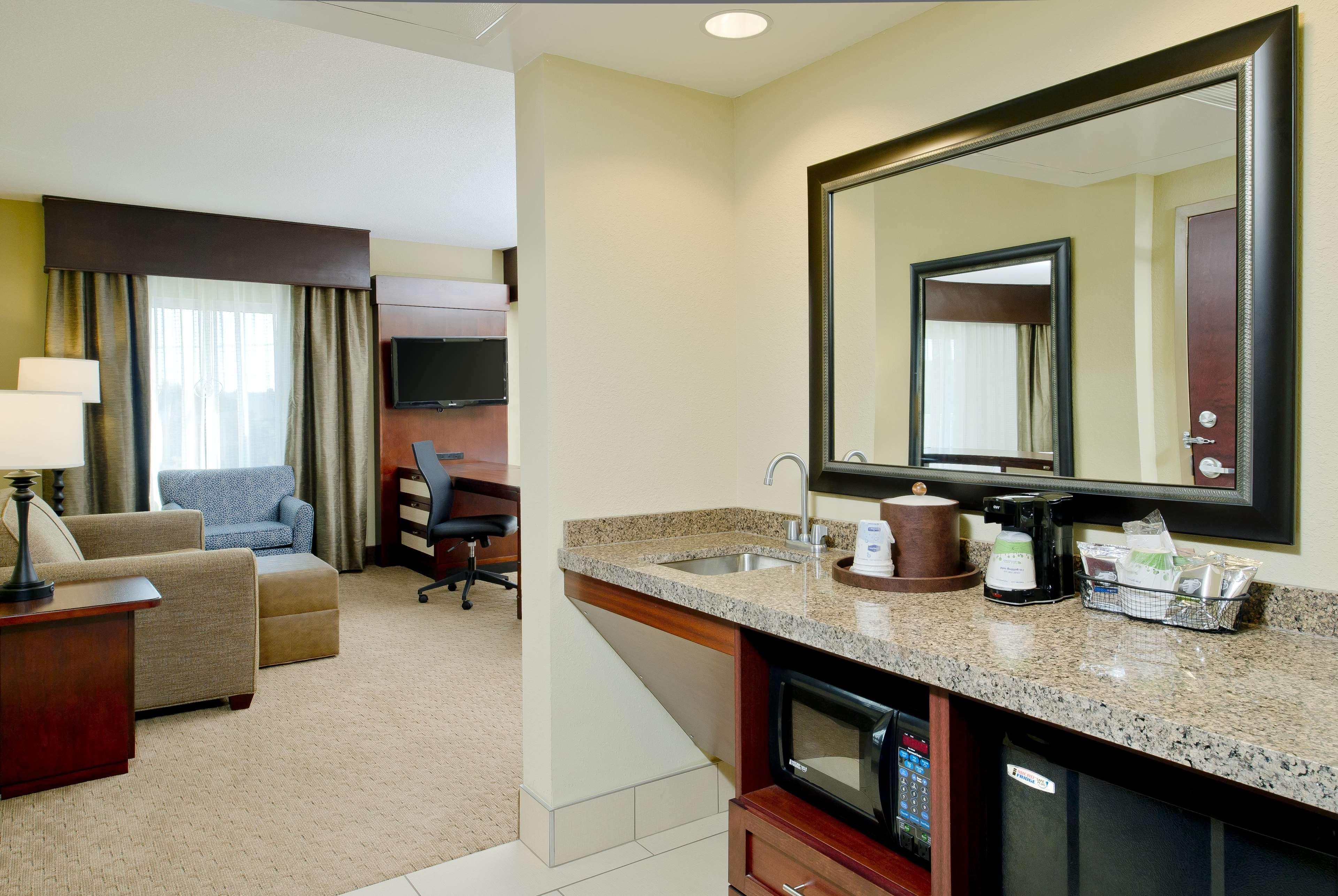 Hampton Inn & Suites Ocean City Bayfront-Convention Center Room photo