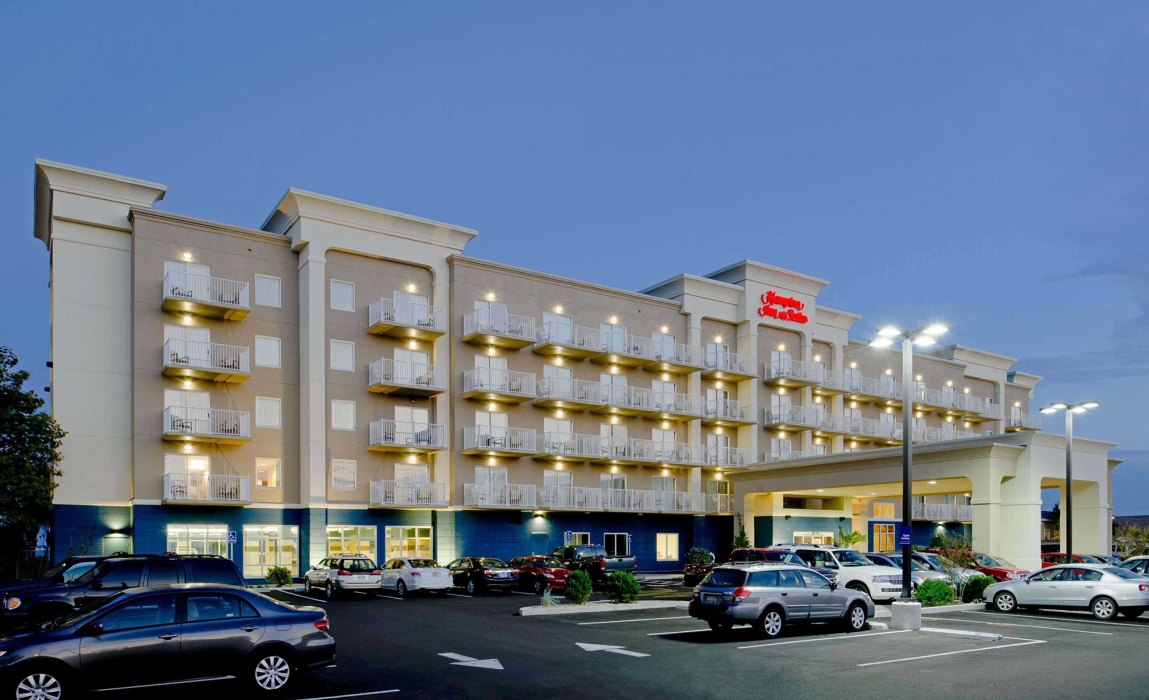 Hampton Inn & Suites Ocean City Bayfront-Convention Center Exterior photo