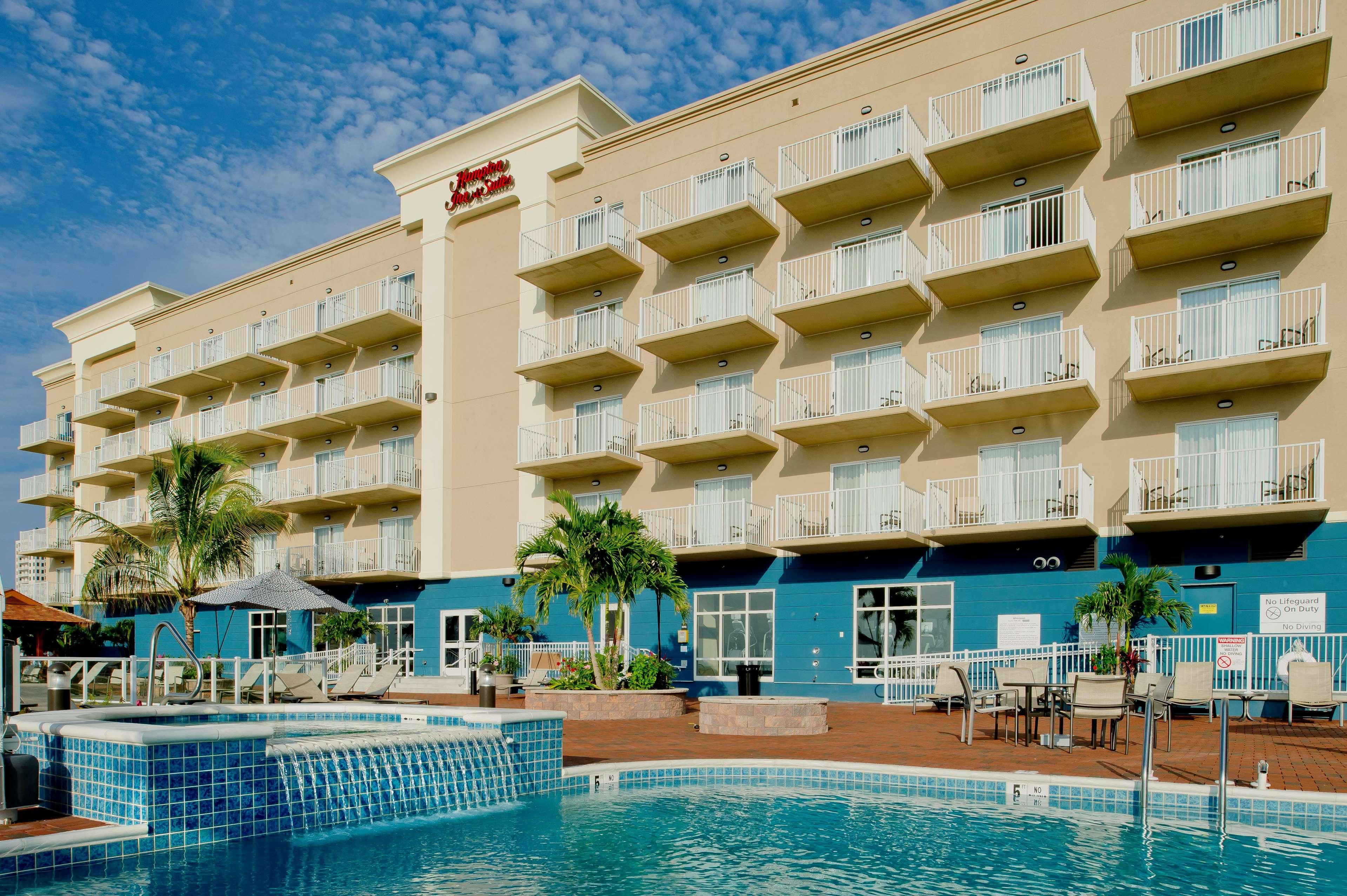 Hampton Inn & Suites Ocean City Bayfront-Convention Center Exterior photo