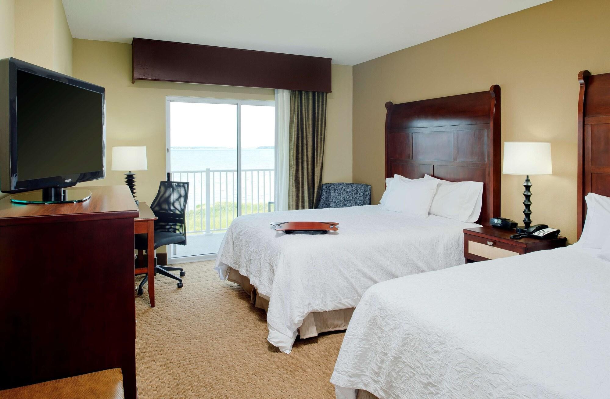 Hampton Inn & Suites Ocean City Bayfront-Convention Center Exterior photo