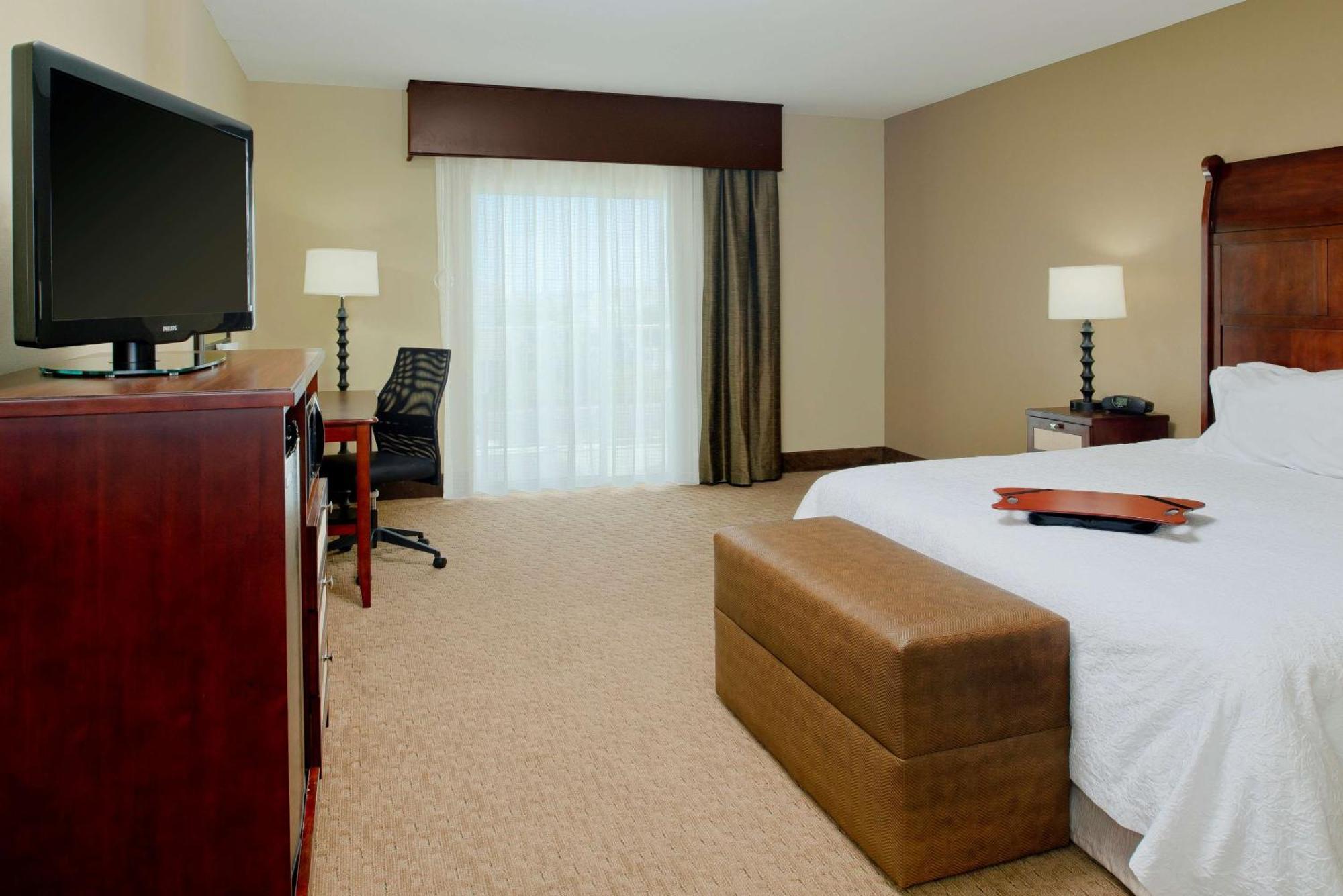 Hampton Inn & Suites Ocean City Bayfront-Convention Center Exterior photo